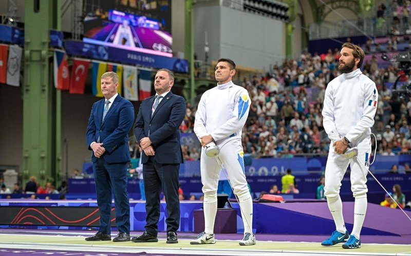 Казахстанский фехтовальщик Руслан Курбанов Казахстанский фехтовальщик Руслан Курбанов