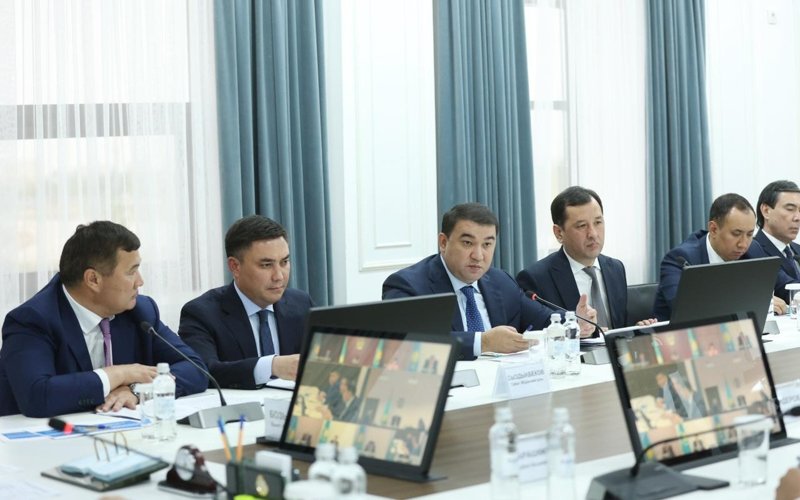 Оңтүстік өңірлердің дамуын талқыланды: артта қалған елді мекендерді бірінші қаржыландыру керек Оңтүстік өңірлердің дамуын талқыланды: артта қалған елді мекендерді бірінші қаржыландыру керек