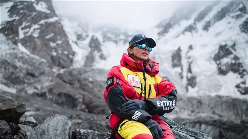 Naila Kiani scales Kanchenjunga in Himalayas, located on border between Nepal and Indian state of Sikkim