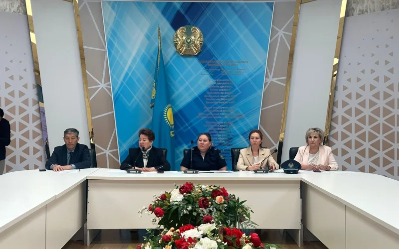 В Астане прошла встреча школьников с полицией и детским омбудсменом