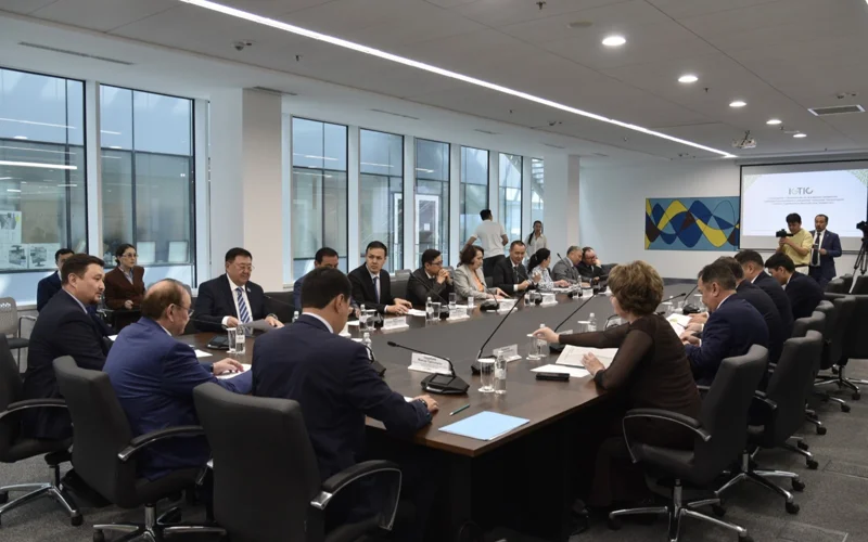 Qazaqstan Ortalyq Azııanyń Eń ozyq qoljetimdi tehnologııalar bıýrosyn ashýdy usyndy 
