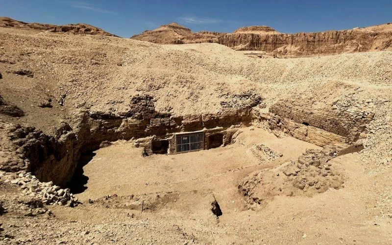 考古学家在埃及确认一座3000年历史古墓主人