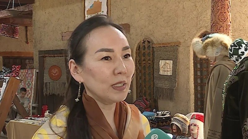 World-known Kazakh eagle huntress to popularize national art in Turkistan Kazakhstan