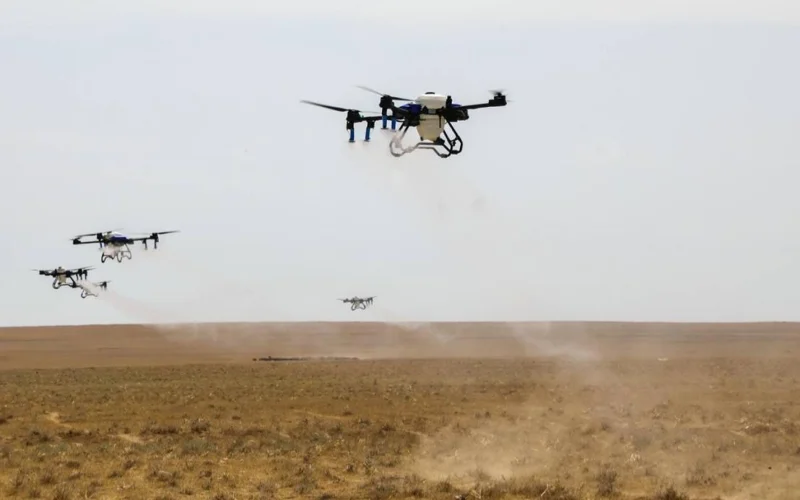 беспилотники, защита сельхозугодий от саранчи  