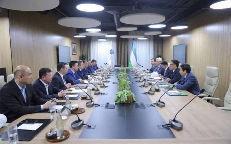 Uzbekistan and Kazakhstan to expand cooperation in IT sector