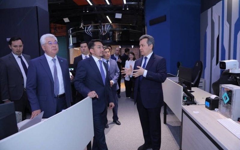 Uzbekistan and Kazakhstan to expand cooperation in IT sector Uzbekistan and Kazakhstan to expand cooperation in IT sector