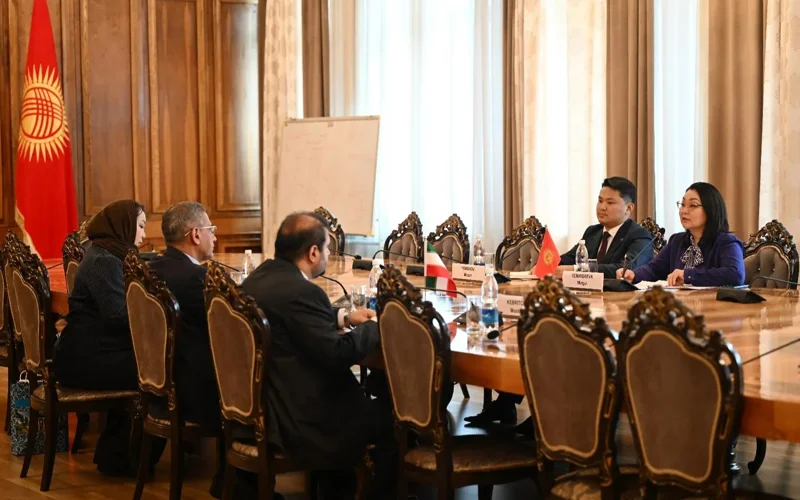 Iran proposes Kyrgyzstan to open direct flights