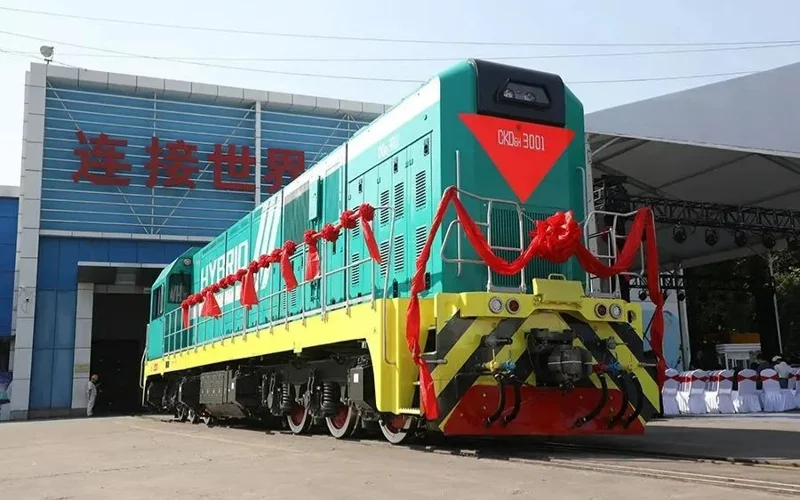 Қытайдан жаңа энергетикалық локомотивтердің алғашқы партиясы Қазақстанға жөнелтілді
