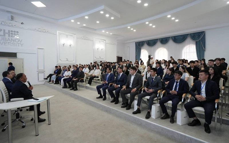 Советник Президента РК Малик Отарбаев посетил Актобе