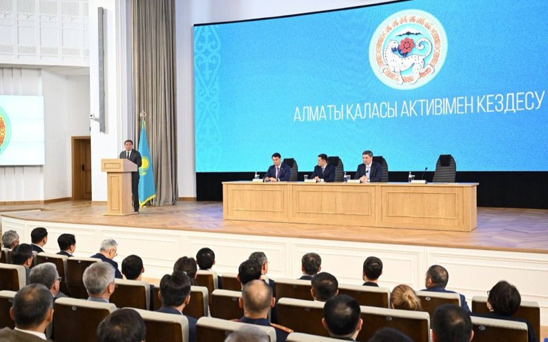 Олжас Бектенов Алматы қаласының активіне жаңа әкімді таныстырды 