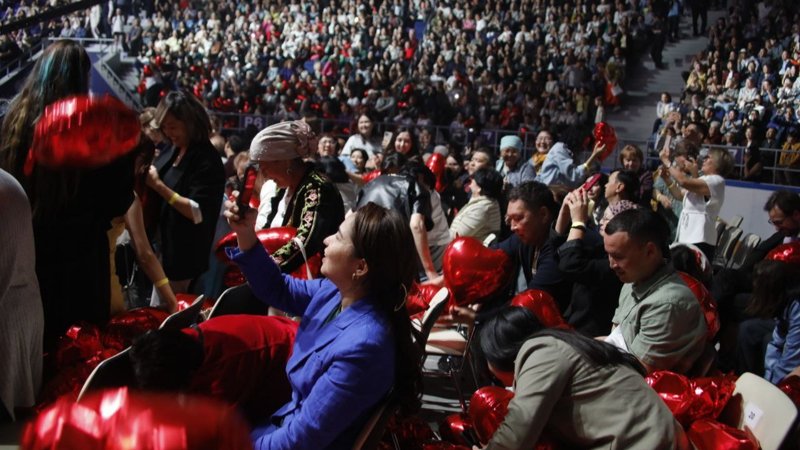 Dımash jankúıerlerimen kezdesti Dımash jankúıerlerimen kezdesti
