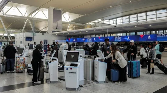 АҚШ әуежайларында COVID‑19 жаңа сабварианты анықталды