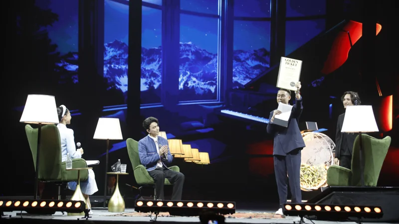 Димаш жанкүйерлерімен кездесті