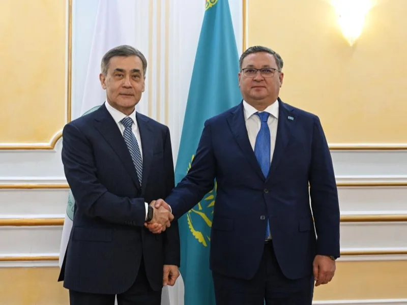 Kazakhstani FM Nurtleu holds meeting with SCO Secretary General Nurlan Yermekbayev