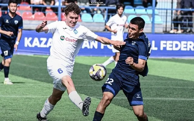 Fýtboldan Birinshi lıgada «Kaspıı» týrnır kestesindegi jaǵdaıyn jaqsartty