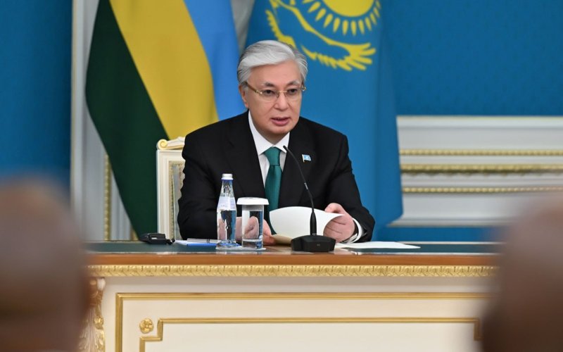 Екі елдің президенті БАҚ өкілдері үшін брифинг өткізді Екі елдің президенті БАҚ өкілдері үшін брифинг өткізді