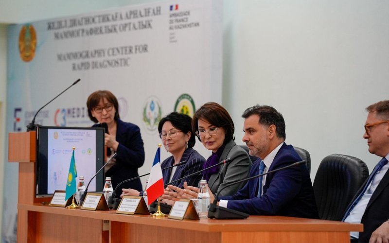 Франциялық қор қатерлі ісікті ерте анықтайтын цифрлық маммографтарды тарту етті Франциялық қор қатерлі ісікті ерте анықтайтын цифрлық маммографтарды тарту етті