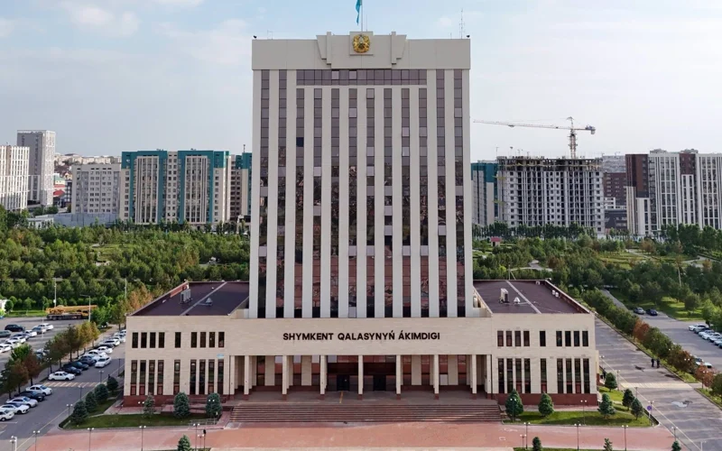 Shymkent ákimdigi Naýryzǵa arnalǵan rolıkterge jumsalǵan qarajatqa qatysty túsinik berdi