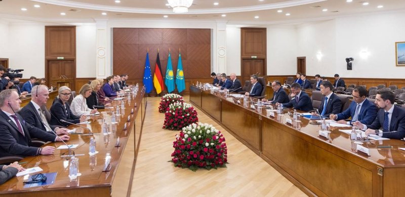 Қазақстан Премьер-министрі Олжас Бектенов пен Германия Бундесратының Президенті Анке Релингер сауда-экономикалық ынтымақтастықты дамыту мәселелерін талқылады Қазақстан Премьер-министрі Олжас Бектенов пен Германия Бундесратының Президенті Анке Релингер сауда-экономикалық ынтымақтастықты дамыту мәселелерін талқылады