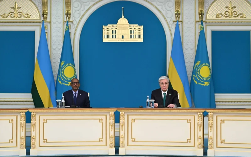 Президенты Казахстана и Руанды 