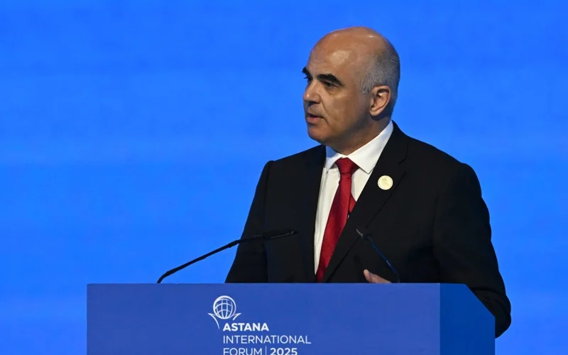 Demokratııa máselesinde qosar standart bolmaý kerek — Eýropa Keńesiniń bas hatshysy 