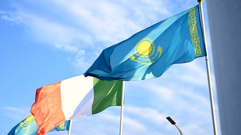 Qazaqstan-Italııa Qazaqstan-Italııa
