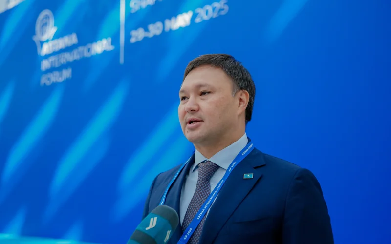 Atyraý MÓZ úlesin satýǵa qatysty kelissóz júrip jatqan joq — Ashat Hasenov 