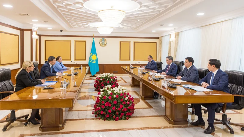 Олжас Бектенов и замгенсека ООН обсудили сотрудничество в сфере климата и устойчивого развития