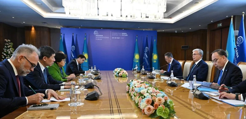 Президент Казахстана провел встречу с группой высоких представителей ООН