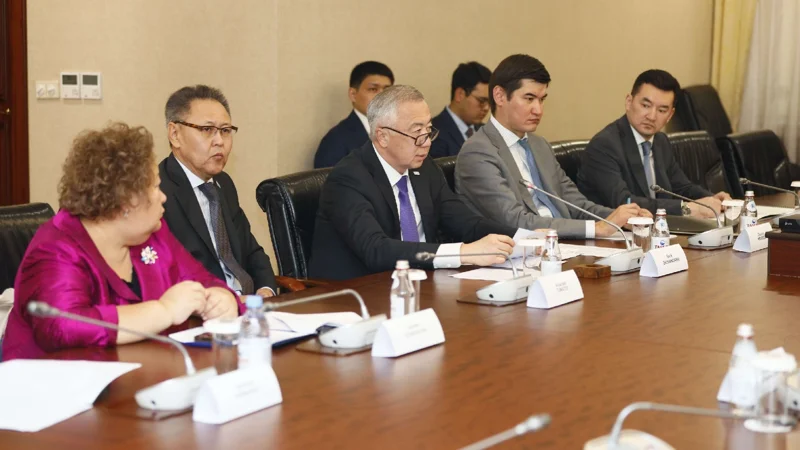 Казахстан и Оман рассматривают создание транспортного коридора через Иран