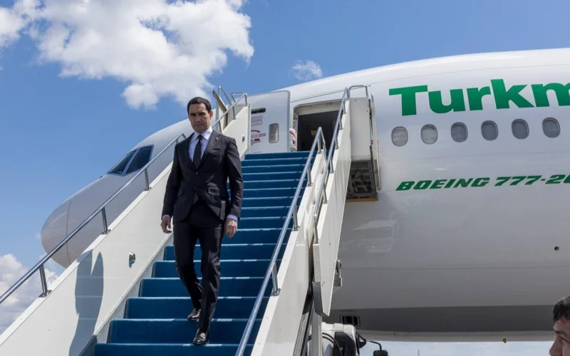 Түрікменстан Президенті Астанаға келді 