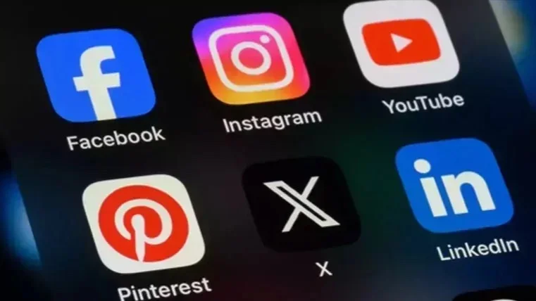 Qazaqstanda TikTok, Instagram jáne Facebook jelilerinde aqaý boldy