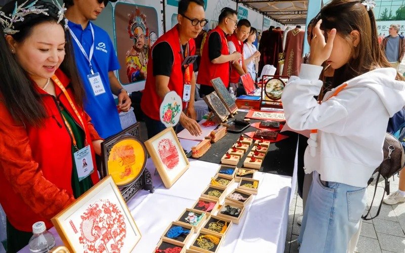 Almaty holds cultural exchange fair between Kazakhstan and China