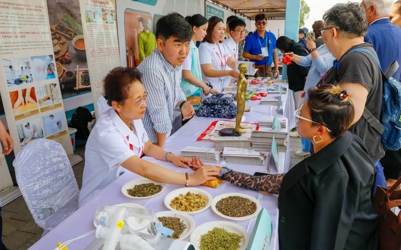 Almaty holds cultural exchange fair between Kazakhstan and China