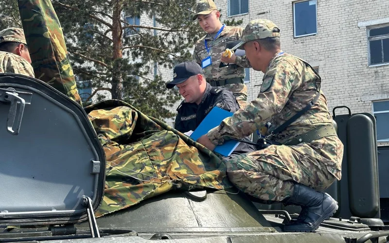 Pavlodarda Ulttyq ulannyń qarý-jaraǵy men áskerı tehnıkalary tekserildi