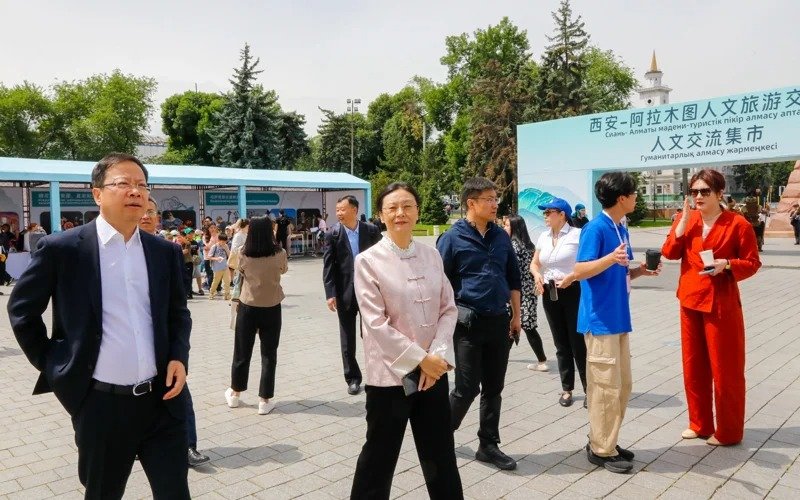 Almaty holds cultural exchange fair between Kazakhstan and China