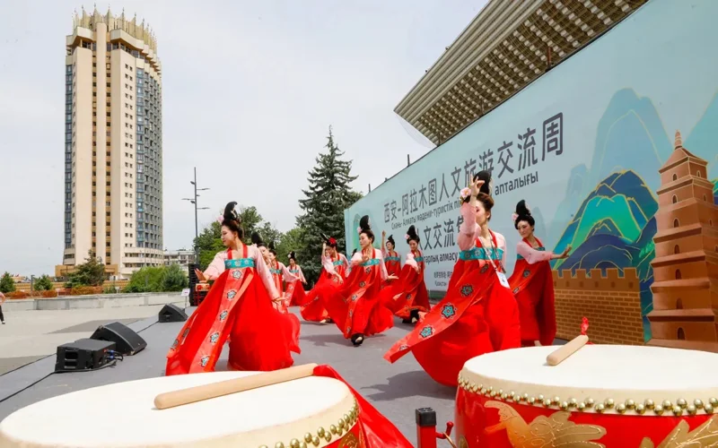 Almaty holds cultural exchange fair between Kazakhstan and China
