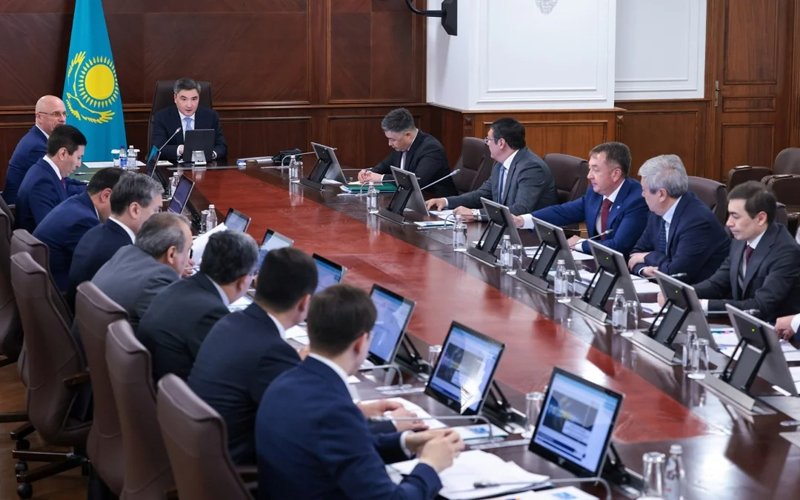 Олжас Бектенов