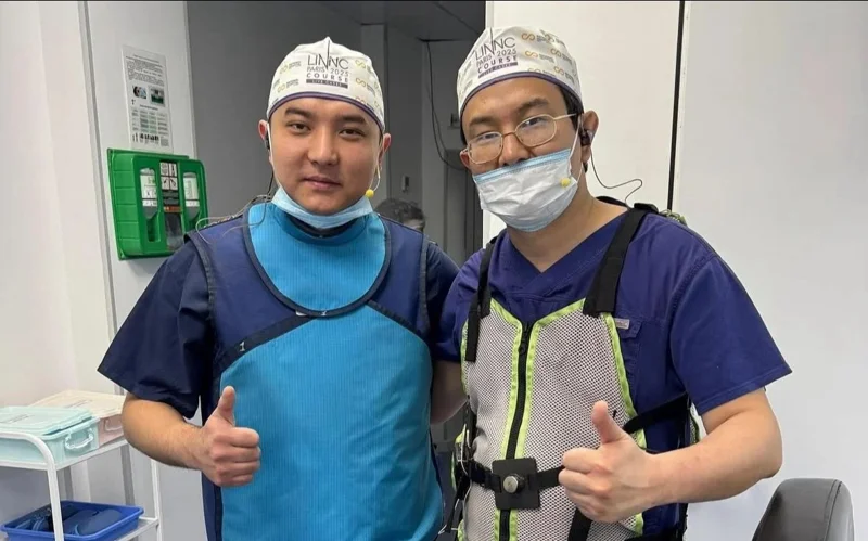 нейрохирург Мынжылкы Бердикожаева, операция во Франции