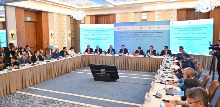 Ерлан Карин рассказал о реформах и партнерстве с Китаем на форуме в Астане