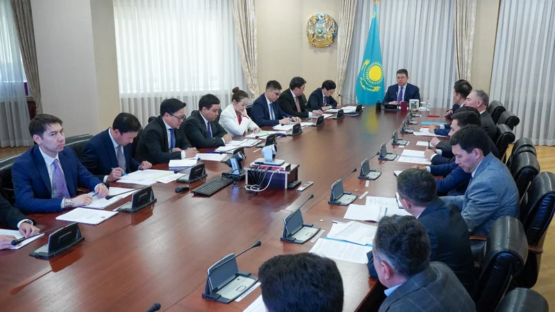 Канат Бозумбаев провел заседание проектного офиса по реализации Национального проекта по модернизации энергетического и коммунального секторов