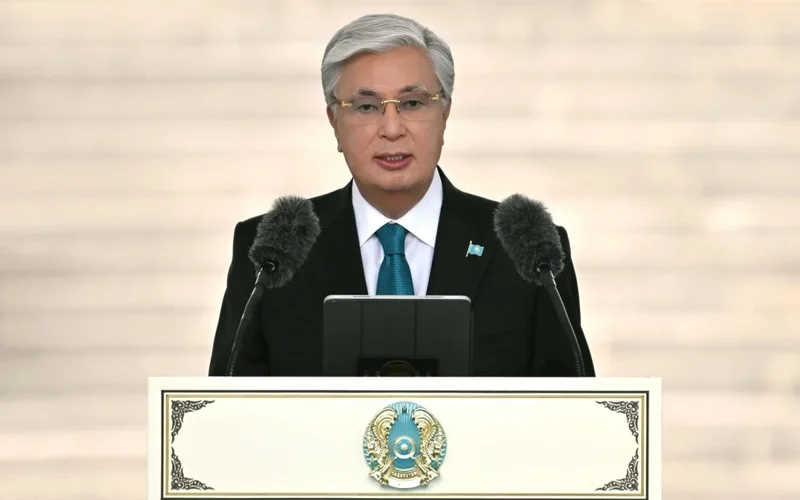Tokayev hails Kazakhstanis’ contribution to progressive development of the country