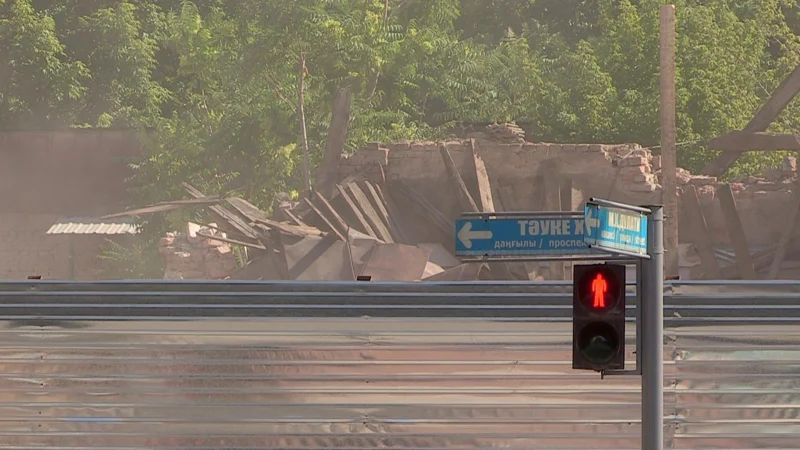 Что построят на месте снесенных павильонов на проспекте Тауке хана в Шымкенте