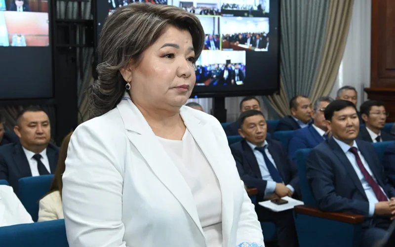  Aızat Іztileýova 