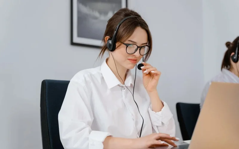 Astanada alaıaqtyqpen aınalysqan «Call-tsentr » uıymdastyrýshylary ustaldy