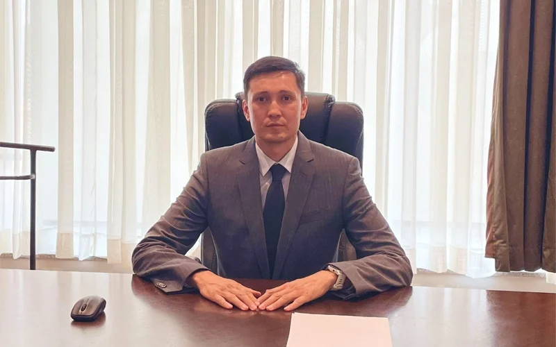 управляющий международного аэропорта города Туркестана 