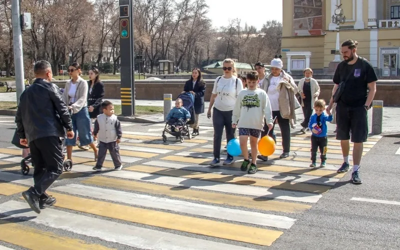 Қозоғистонга қанча одам кўчиб келди