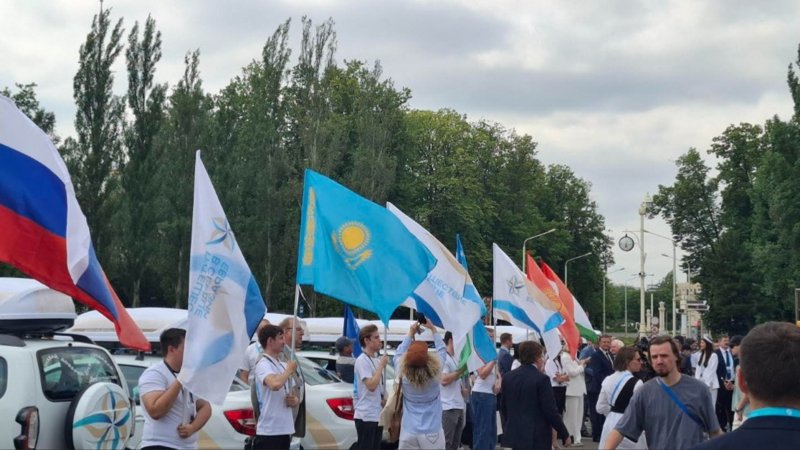 Стартовала международная экспедиция по Центральной Азии Стартовала международная экспедиция по Центральной Азии