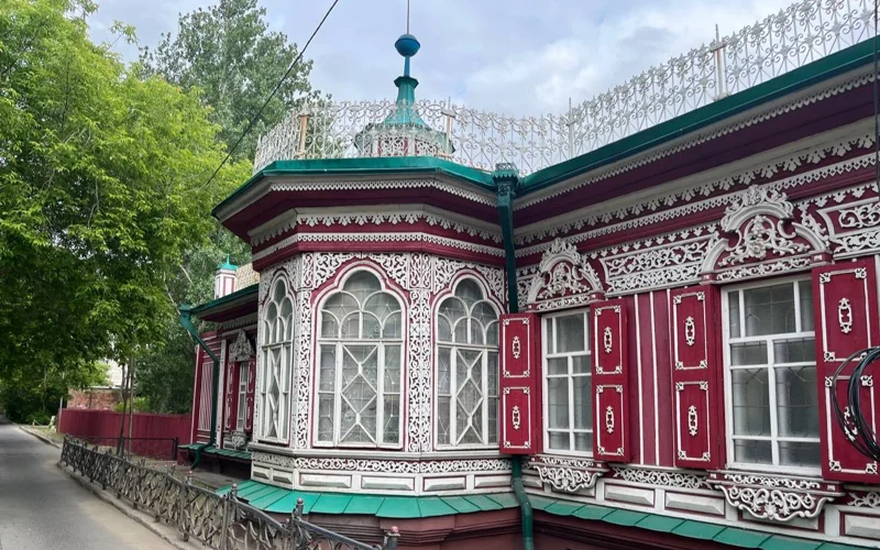 Здание музея имени Бухар жырау в Павлодаре 