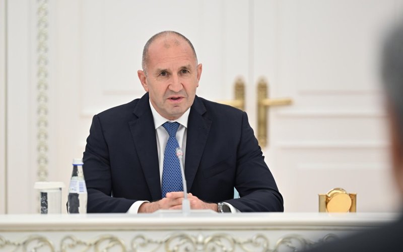 Румен Радев Румен Радев